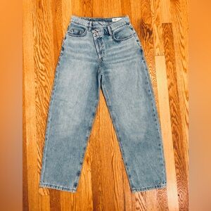 90’s baggy dad jeans